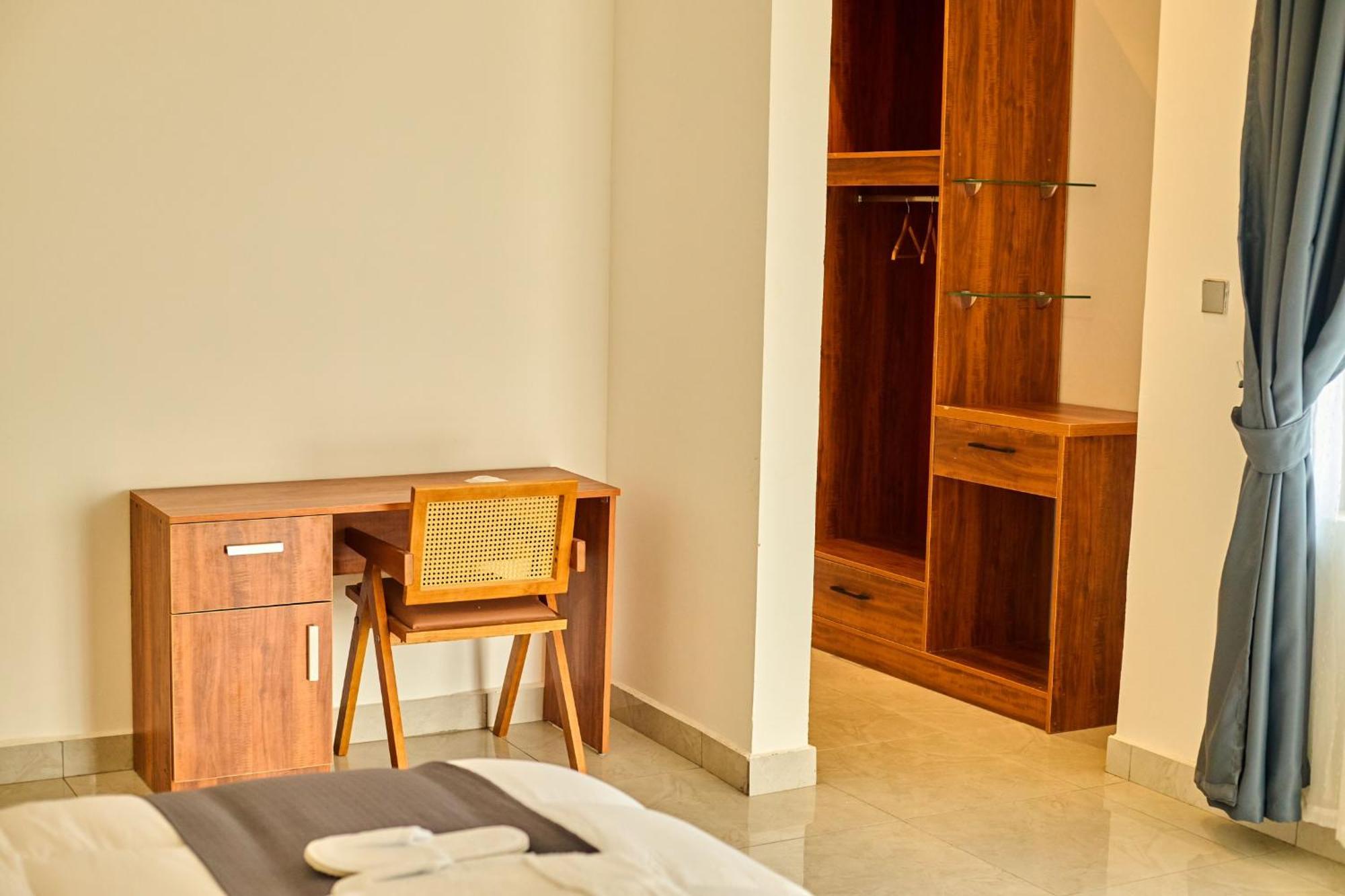 Koforidua Aiden Homes And Apartments Hotel מראה חיצוני תמונה