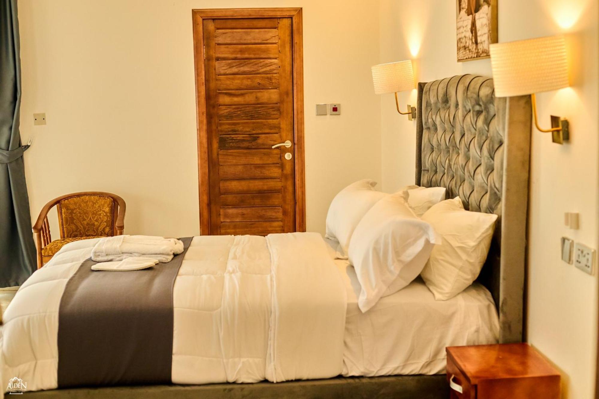 Koforidua Aiden Homes And Apartments Hotel מראה חיצוני תמונה
