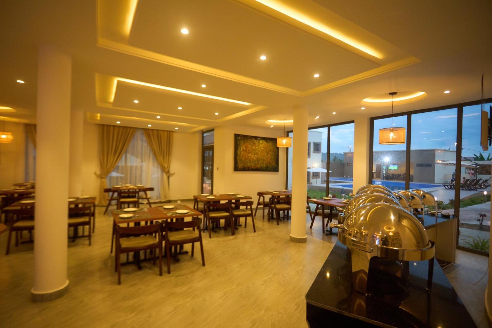 Koforidua Aiden Homes And Apartments Hotel מראה חיצוני תמונה