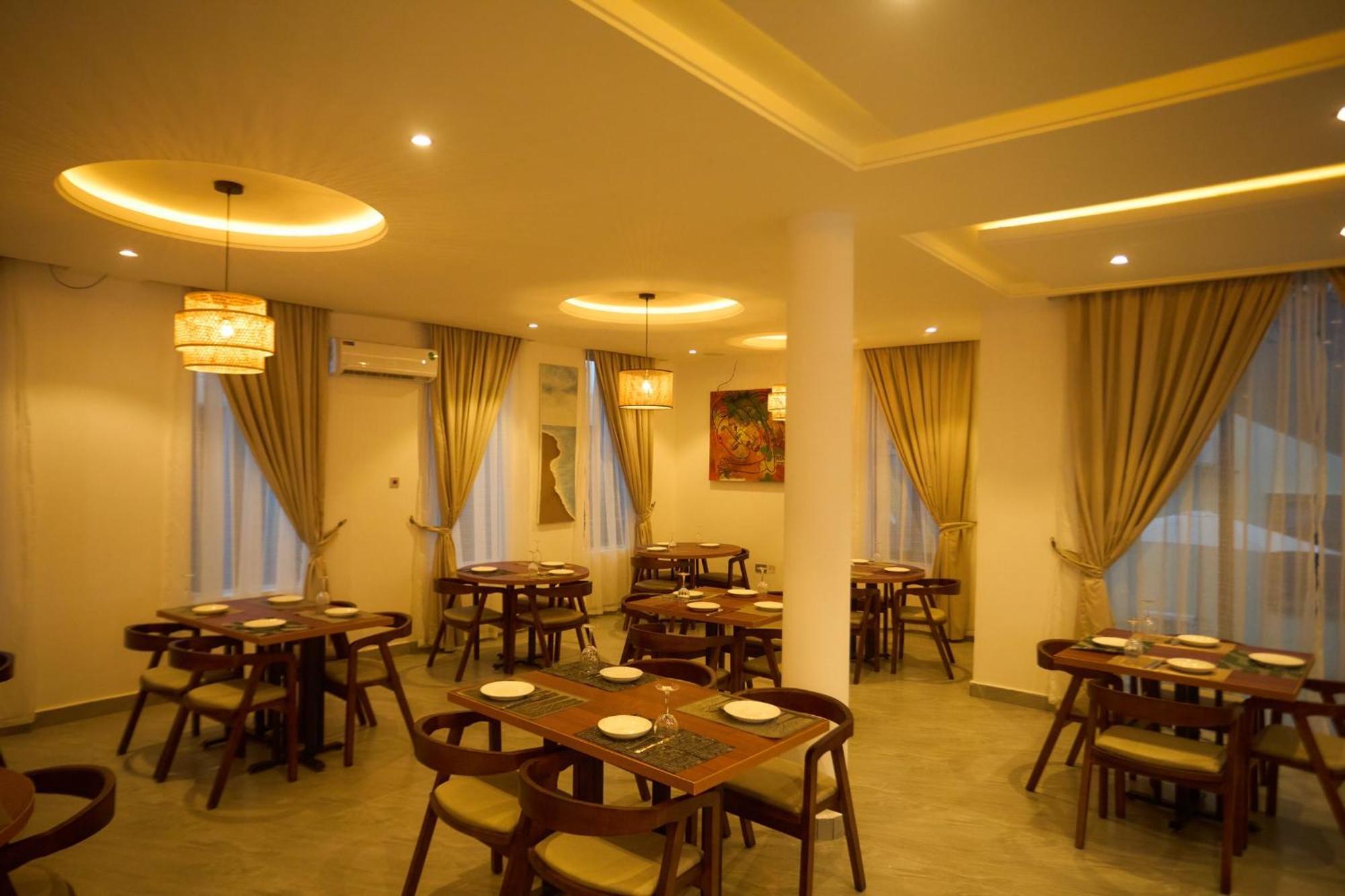Koforidua Aiden Homes And Apartments Hotel מראה חיצוני תמונה
