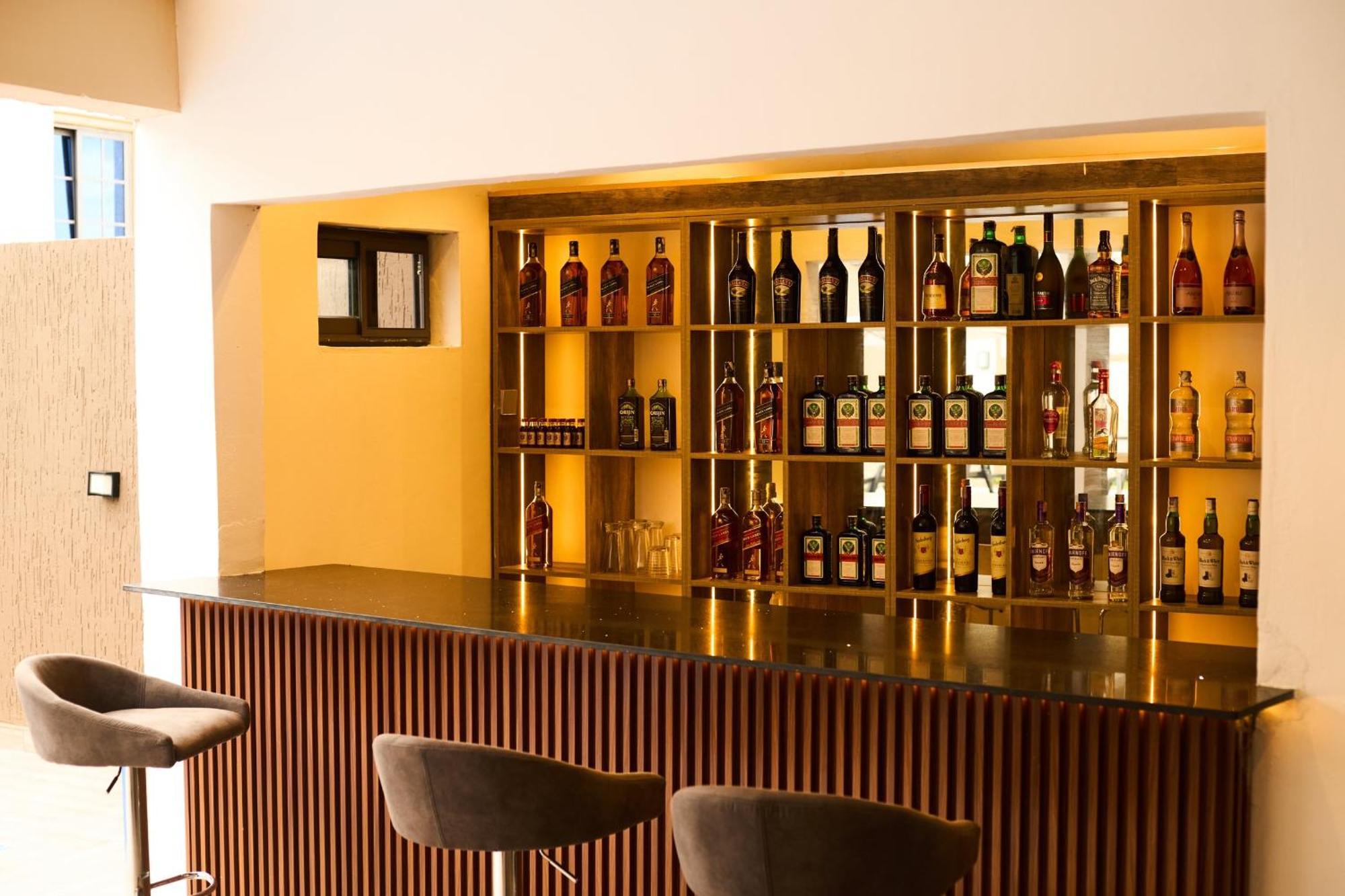 Koforidua Aiden Homes And Apartments Hotel מראה חיצוני תמונה