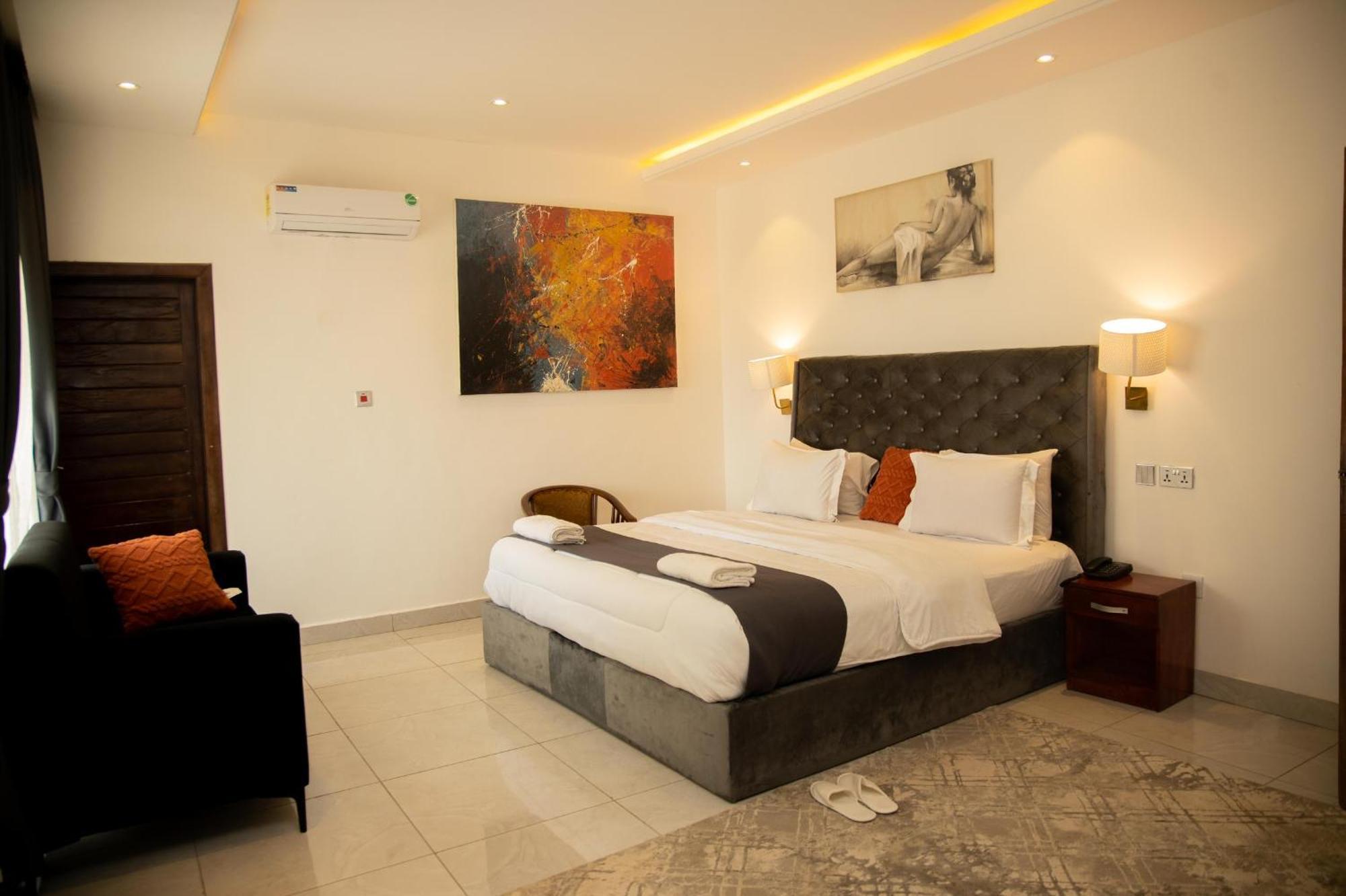 Koforidua Aiden Homes And Apartments Hotel מראה חיצוני תמונה